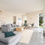 Seaside House - Mit Privatem Bootsanleger, Terrasse Und Wellness-komfort Direkt Am Wasser * Malchow (Mecklenburg-Vorpommern)